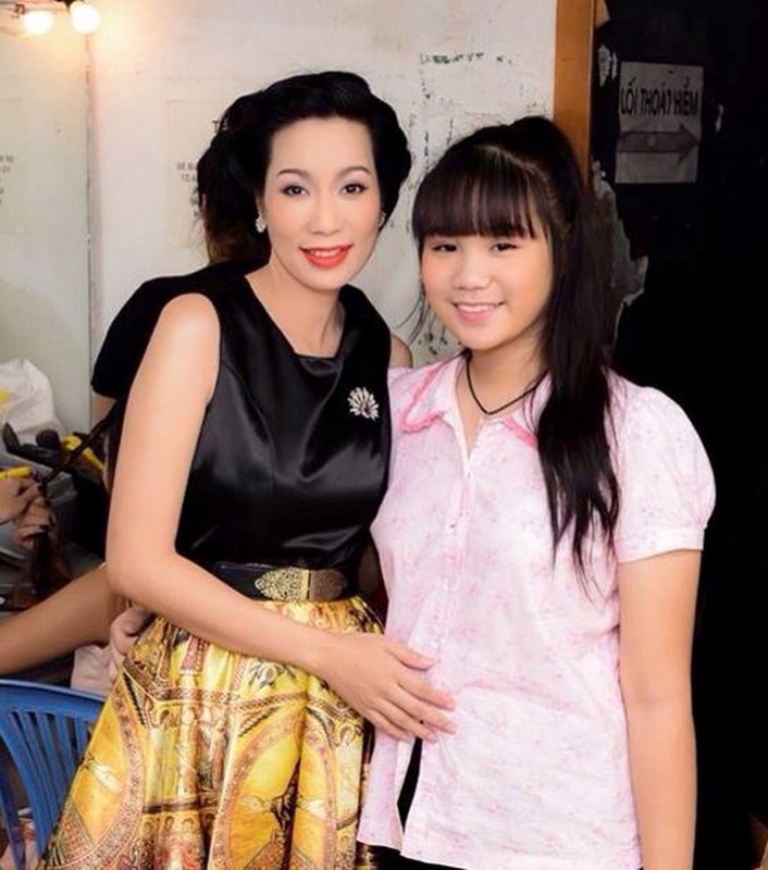 Can dung nhan xinh dep cua con gai Trinh Kim Chi-Hinh-2